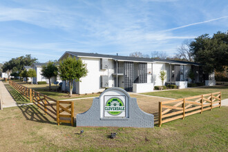 Cloverdale Estates in Montgomery, AL - Foto de edificio - Building Photo