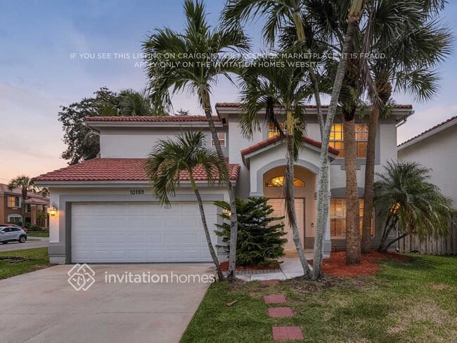 property at 10769 Oak Lake Way