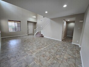 4016 Little Bend Ln in North Las Vegas, NV - Building Photo - Building Photo