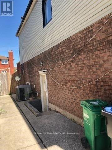 657 Thamesford Terrace
