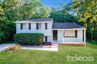 6 Forestgrove Ct in Columbia, SC - Building Photo