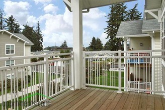 Plum Meadows in Vancouver, WA - Building Photo - Building Photo