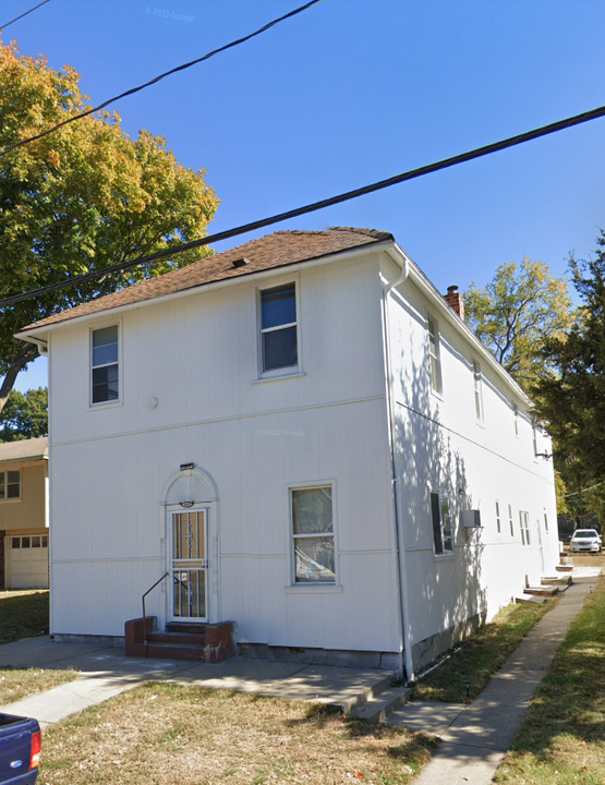 1619 5th Ave in Leavenworth, KS - Building Photo