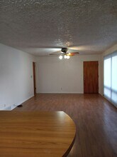 1819 13th Ave in Moline, IL - Building Photo - Building Photo