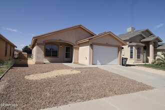 14009 Robert Ituarte Dr in El Paso, TX - Building Photo - Building Photo