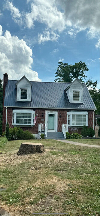 224 Mercer St in Beckley, WV - Building Photo