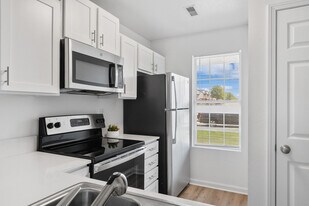 ReNew Edwardsville Apartment Collection in Edwardsville, IL - Building Photo