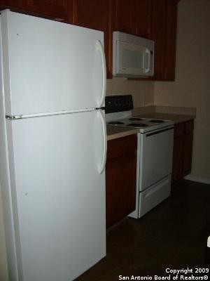 10818 Mathom Landing-Unit -1 in Universal City, TX - Building Photo - Building Photo