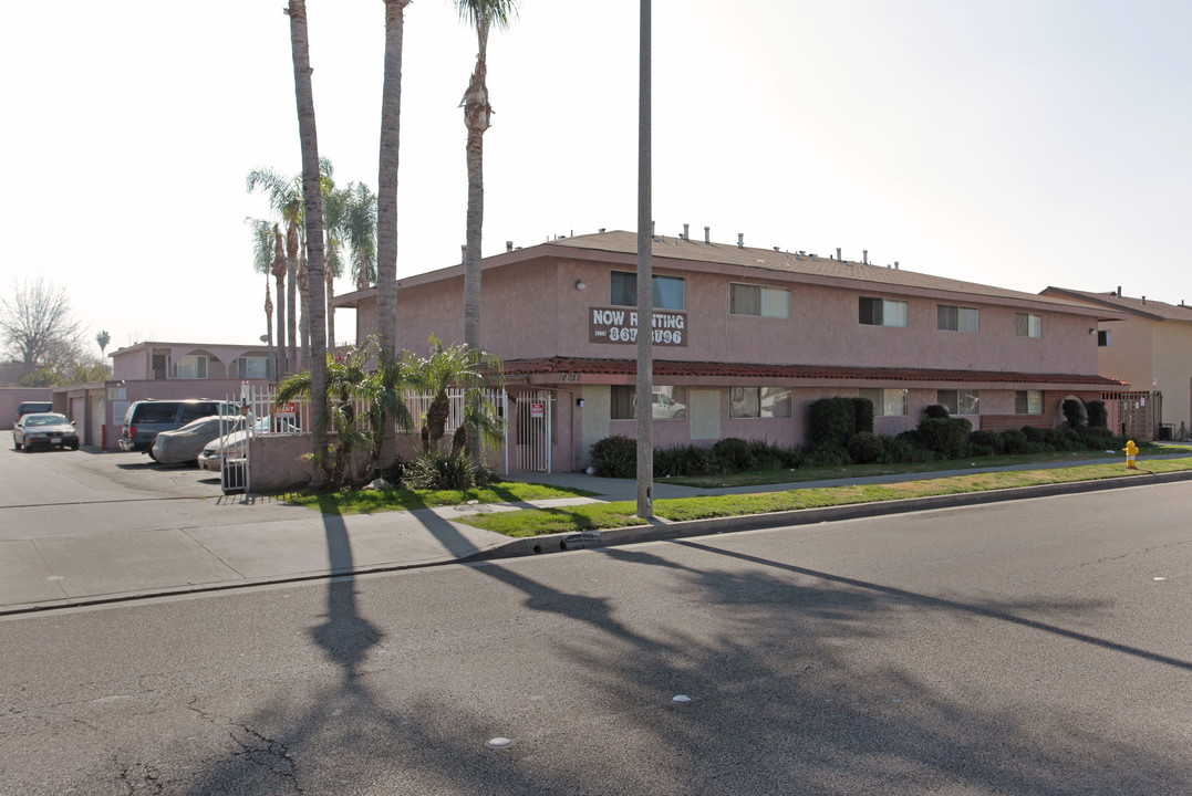 10030 Alondra Blvd in Bellflower, CA - Building Photo