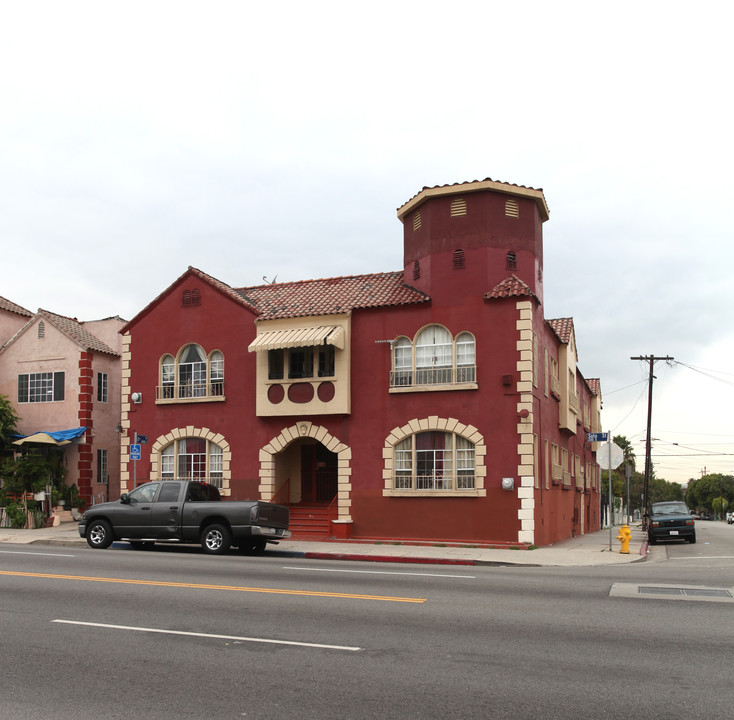 201 S Soto St in Los Angeles, CA - Foto de edificio