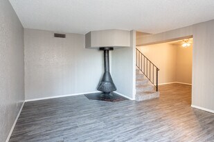 Belle Isle Terrace in Oklahoma City, OK - Building Photo