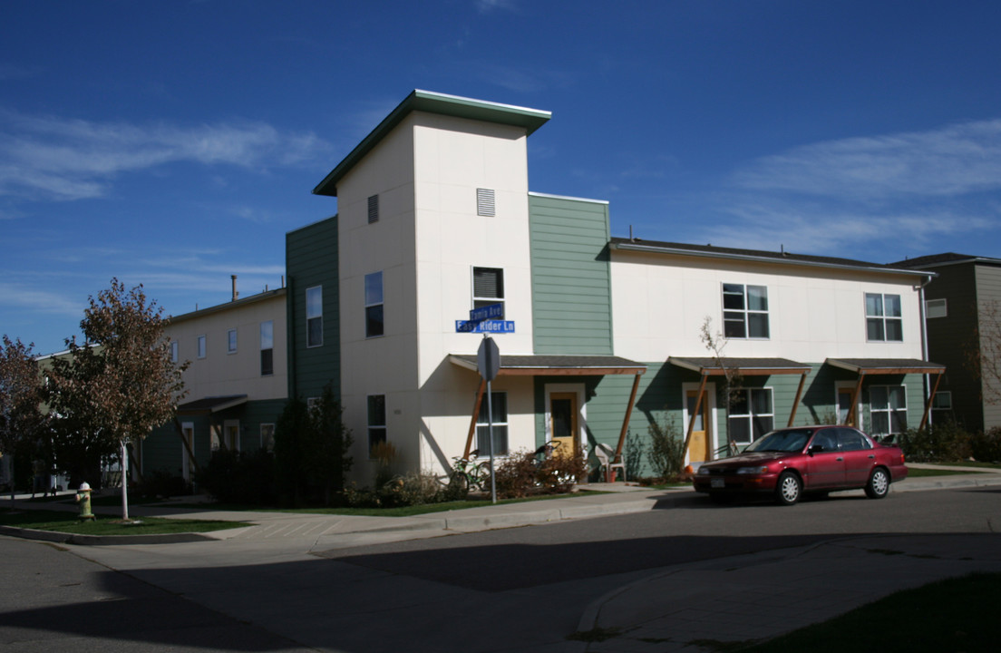 Studio News Condominiums in Boulder, CO - Foto de edificio