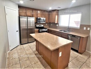 142 Solidago Ave in Las Vegas, NV - Building Photo - Building Photo