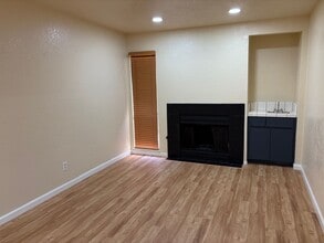 3611 Forest Glenn Dr in Modesto, CA - Building Photo - Building Photo
