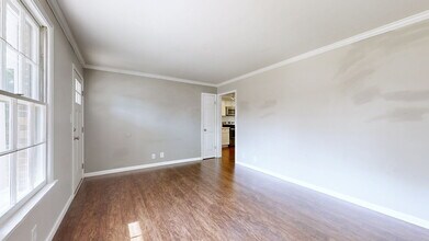 3414 Pembroke Rd in Clarksville, TN - Building Photo - Building Photo