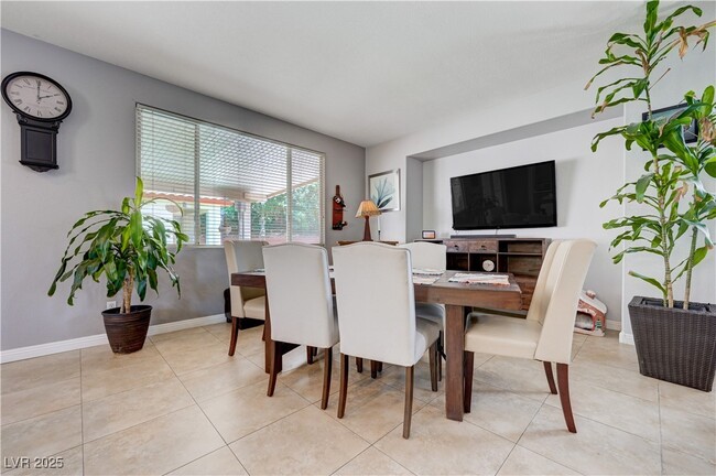 1014 Vanier Ct