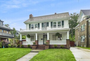 1265 West Blvd in Cleveland, OH - Building Photo