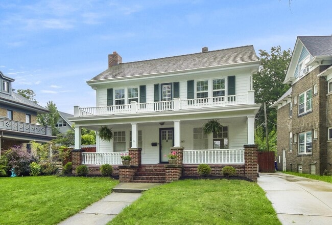 property at 1265 West Blvd