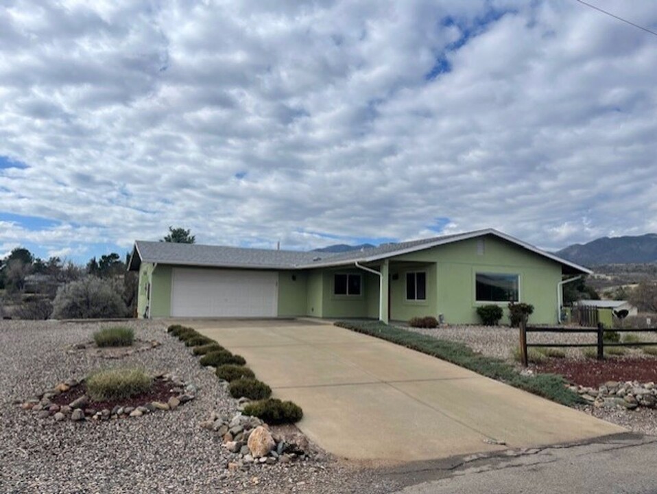 717 Peila Ave in Cottonwood, AZ - Building Photo