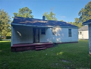 2020 Newark Ave in Fayetteville, NC - Building Photo - Building Photo