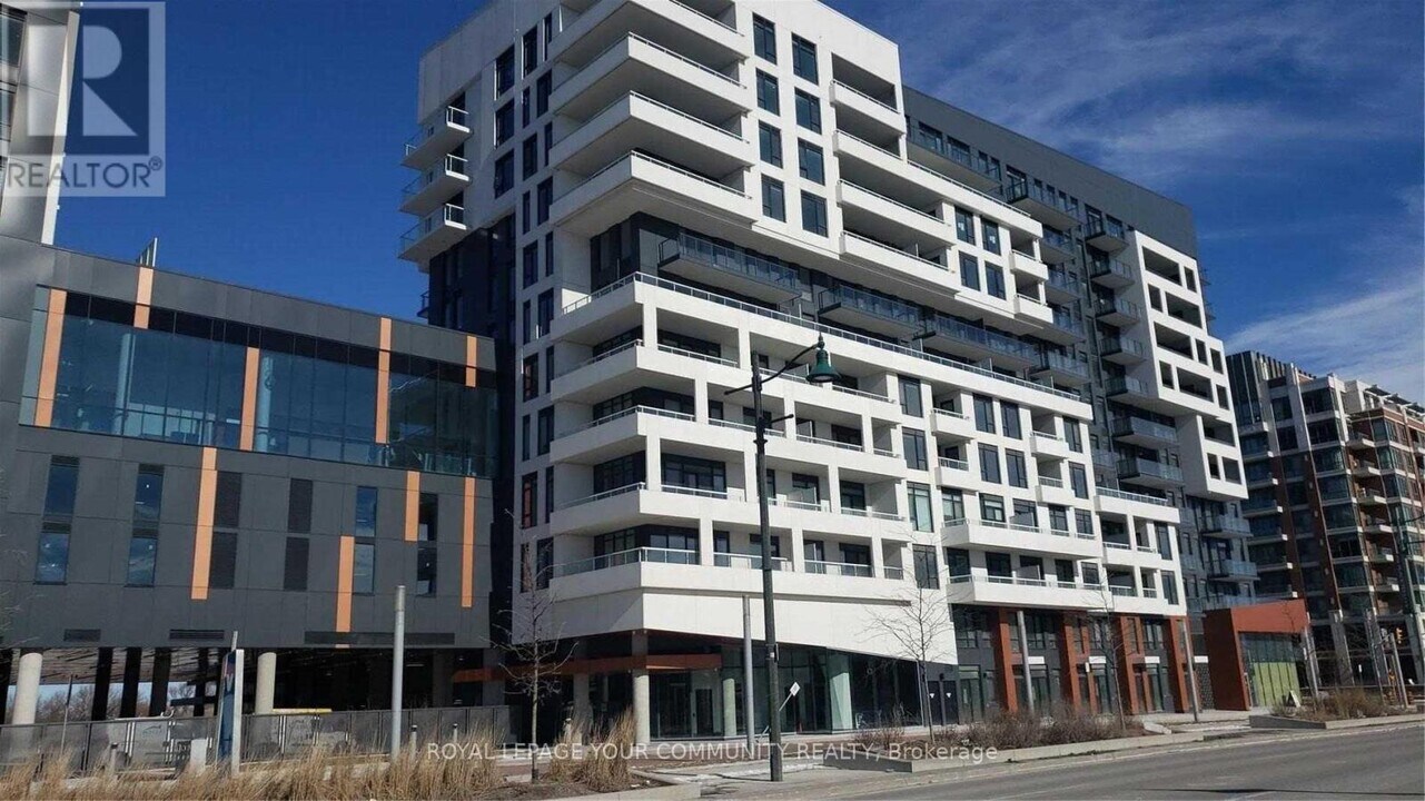 717-718 ROUGE VALLEY Dr in Markham, ON - Building Photo