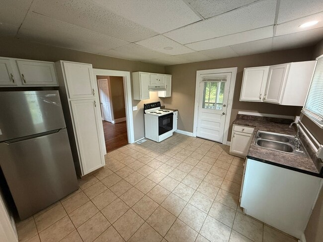 7017 Idlewild Ave in Jennings, MO - Building Photo - Building Photo