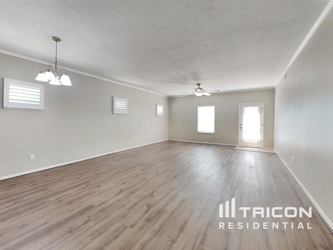 1931 Camino Rustica SW in Los Lunas, NM - Building Photo - Building Photo