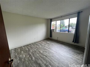2069 California Ave in Mililani, HI - Building Photo - Building Photo