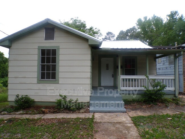 property at 116 Avalon Ave