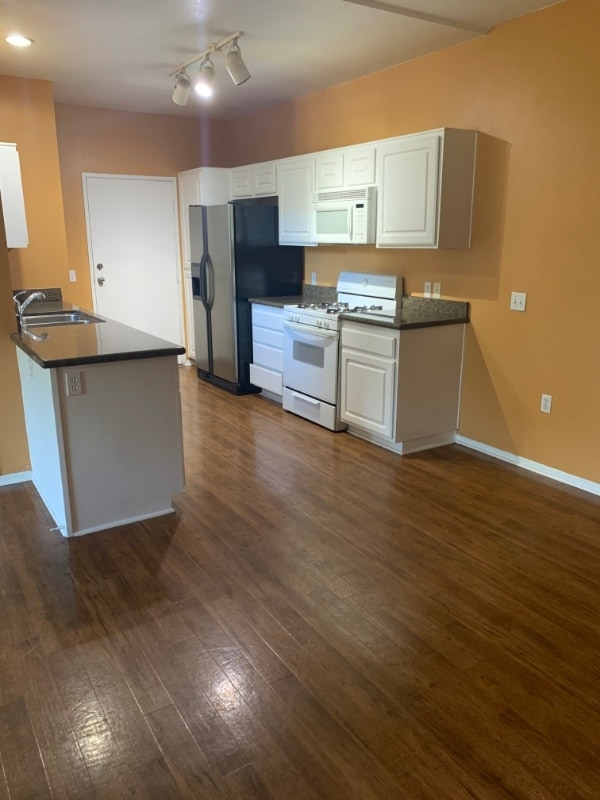 property at 20000 Plum Canyon Rd