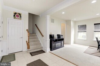 43551 Wheadon Terrace in Chantilly, VA - Building Photo - Building Photo