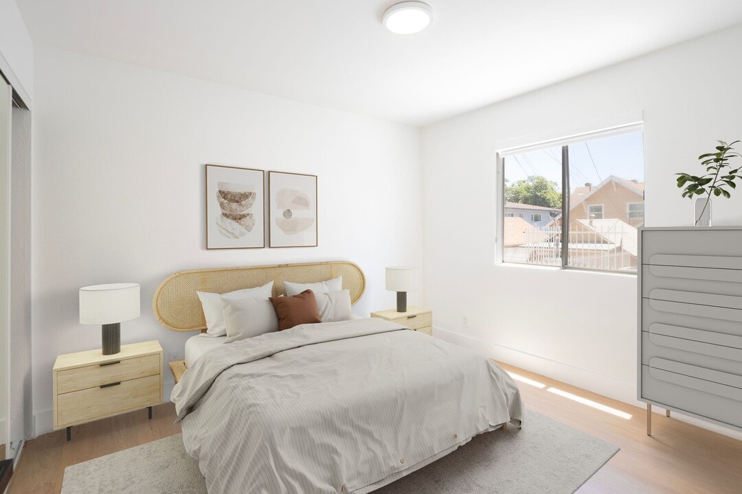 Lexington Ave 5716 in Los Angeles, CA - Building Photo