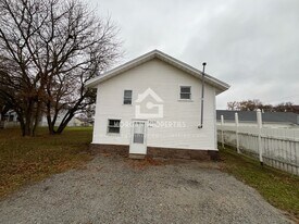 2908 Fletcher St in Anderson, IN - Building Photo