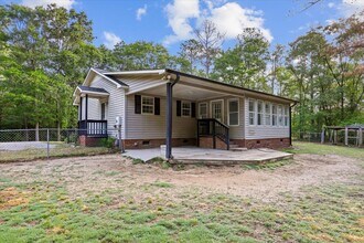 598 Slick Rock Rd in Goldsboro, NC - Building Photo - Building Photo
