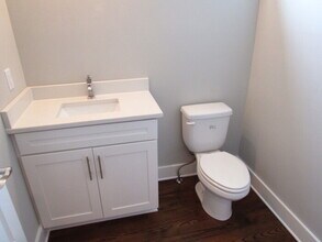 2408 Inga St in Nashville, TN - Building Photo - Building Photo