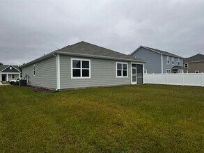 5175 Yellowstone Dr in Conway, SC - Building Photo - Building Photo