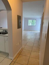 1271 SE 29th St in Homestead, FL - Building Photo - Building Photo