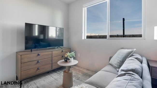 2020 Red Dr, Unit 122 in Reno, NV - Foto de edificio - Building Photo