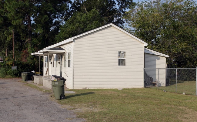 511 Amaranth Ave in Savannah, GA - Building Photo - Building Photo