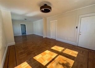 140 Woodbine St in Providence, RI - Building Photo - Building Photo