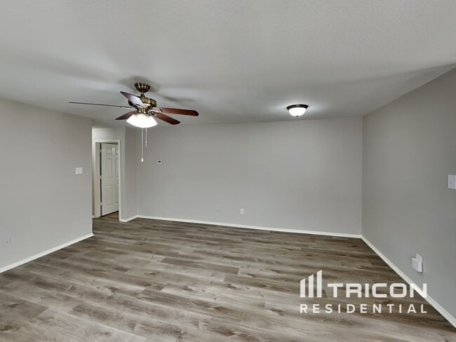 22823 Sugar Bear Dr in Spring, TX - Building Photo - Building Photo