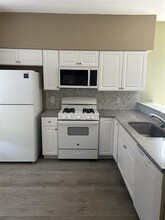 200 W Walter Ave in Pflugerville, TX - Building Photo - Building Photo