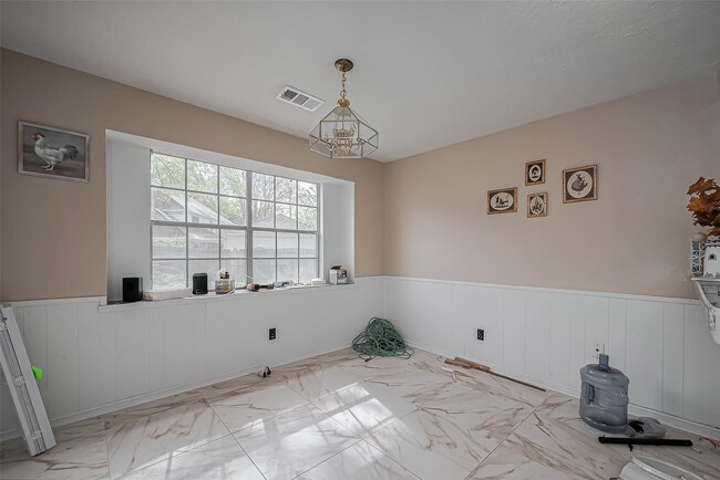 property at 811 Loire Ln