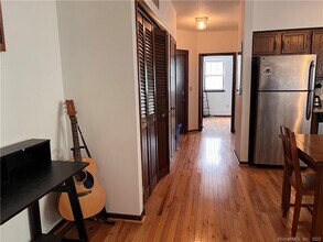 206 St John St-Unit -1 in New Haven, CT - Building Photo - Building Photo