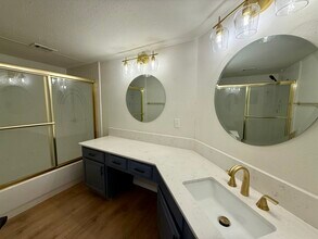 217 Henry Chandler Dr in Rockwall, TX - Building Photo - Building Photo