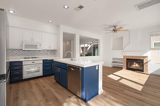 18578 Caminito Pasadero in San Diego, CA - Building Photo - Building Photo
