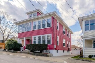 48 Waltham St in Pawtucket, RI - Building Photo - Building Photo