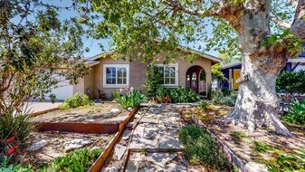 1321 Berrydale Dr in Petaluma, CA - Building Photo