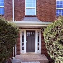 Nook Green Hills in Nashville, TN - Building Photo