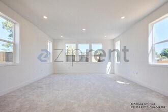 337 Proctor in Irvine, CA - Building Photo - Building Photo